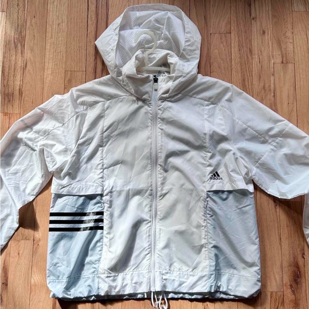 Adidas white windbreaker jacket with hood women’s size S. Great condition